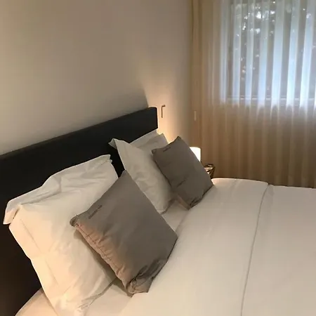 Апартаменты Luxury 3854 *